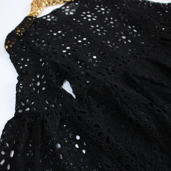 ❗️Black Trumpet Sleeve Eyelet Lace Dress - Picture 6 of 8